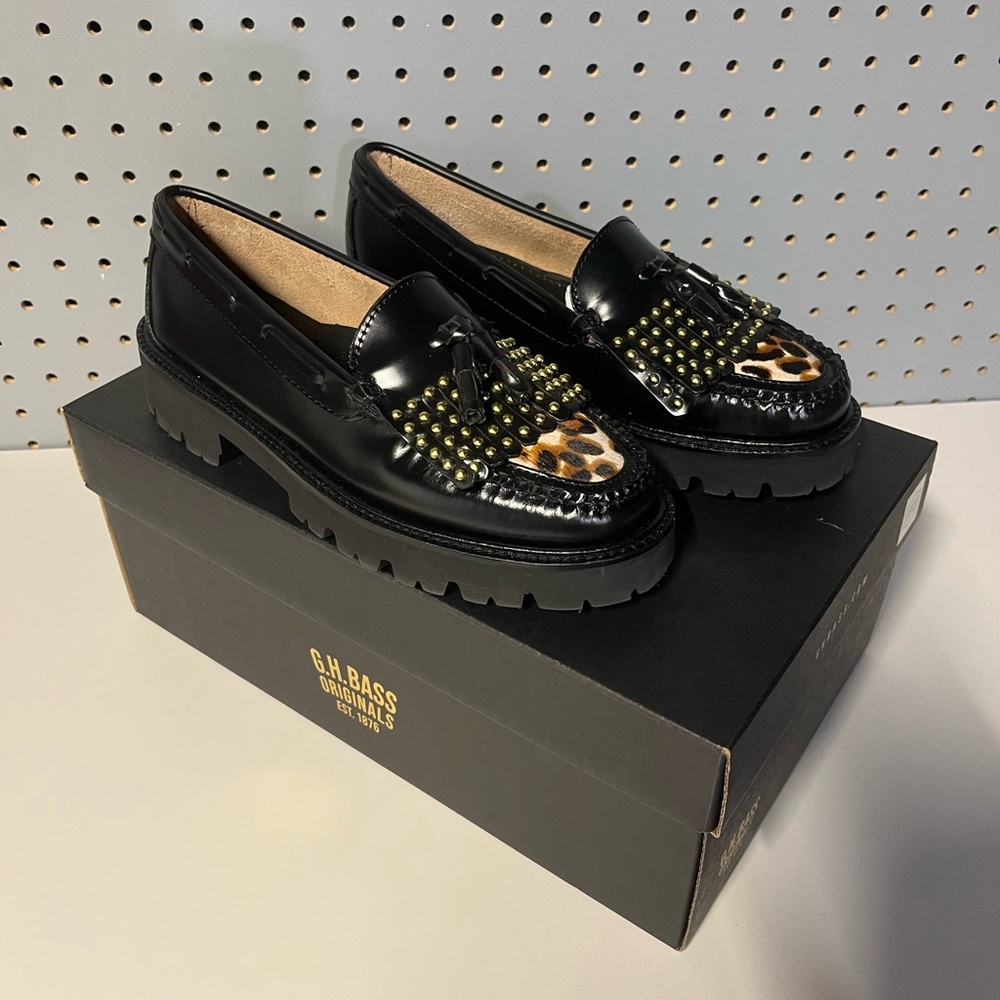 NWT G.H. Bass Esther Stud Weejun